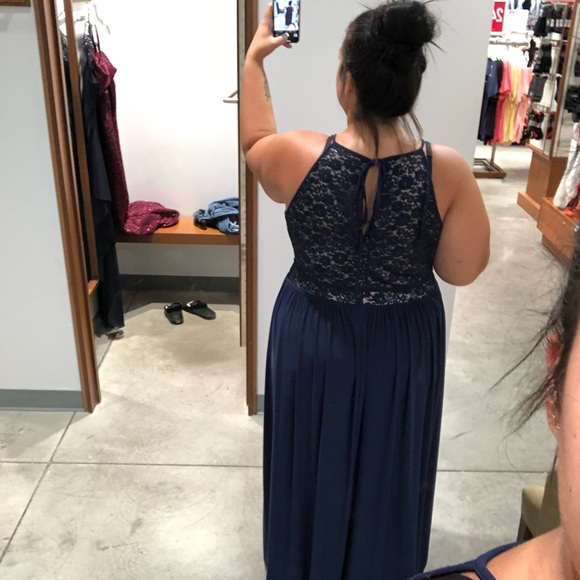 LAURA - Lace & Sequin Dress - Picture 12 of 12